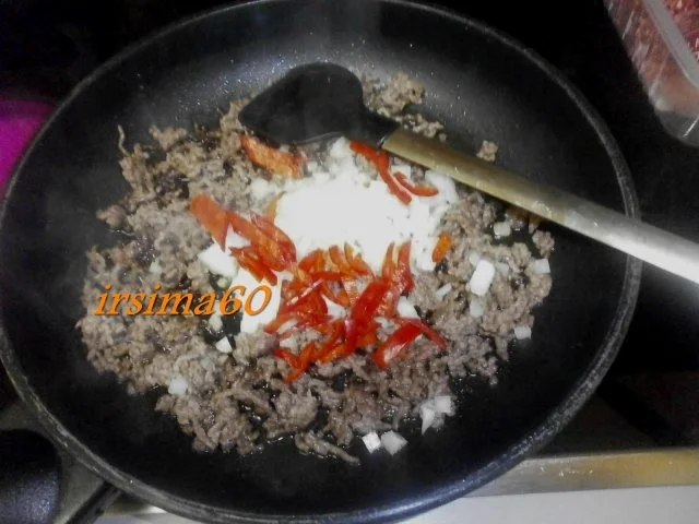 Geschmorter Salat mit Rinderhack - Rezept - Bild Nr. 3