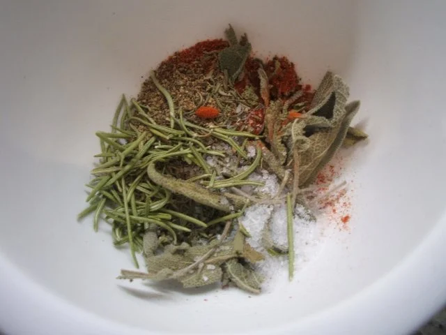 Geflügel: Marinierte Hähnchenschenkel aus dem Rohr mit Ofenkartoffeln - Rezept - Bild Nr. 3