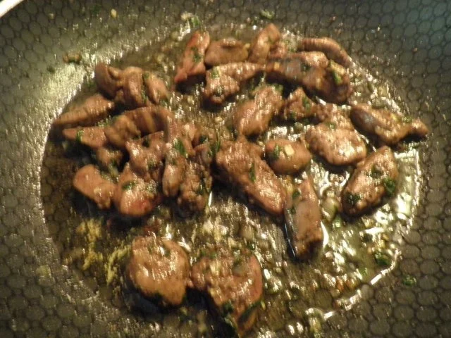 Beschwipstes Hähnchenleber - Geschnetzeltes - Rezept - Bild Nr. 9