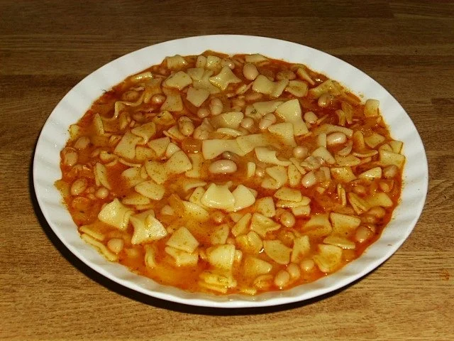 Rezept: Nudelbohneneintopf Nudelbohneneintopf - Rezept