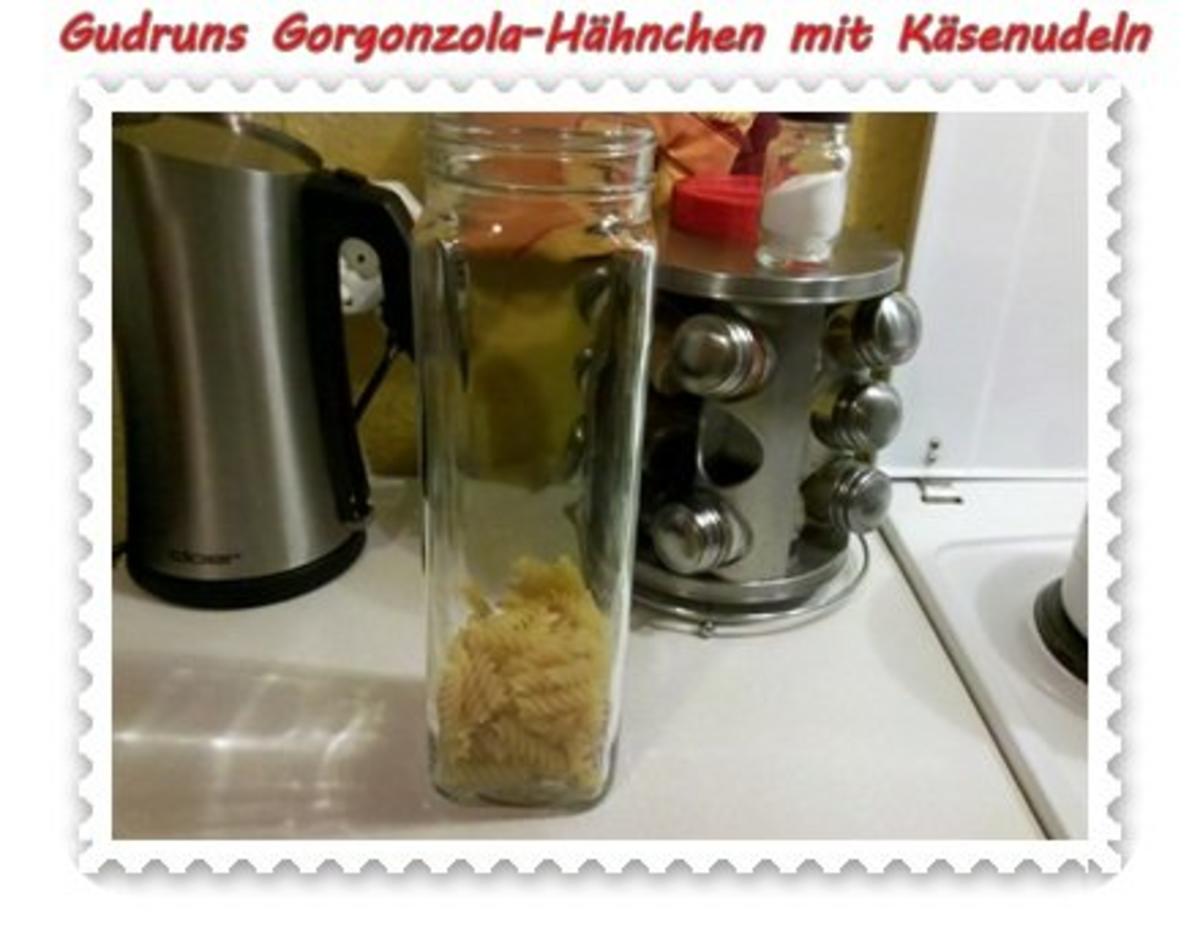 Geflügel: Gorgonzola-Hähnchen mit Käsenudeln - Rezept - Bild Nr. 4