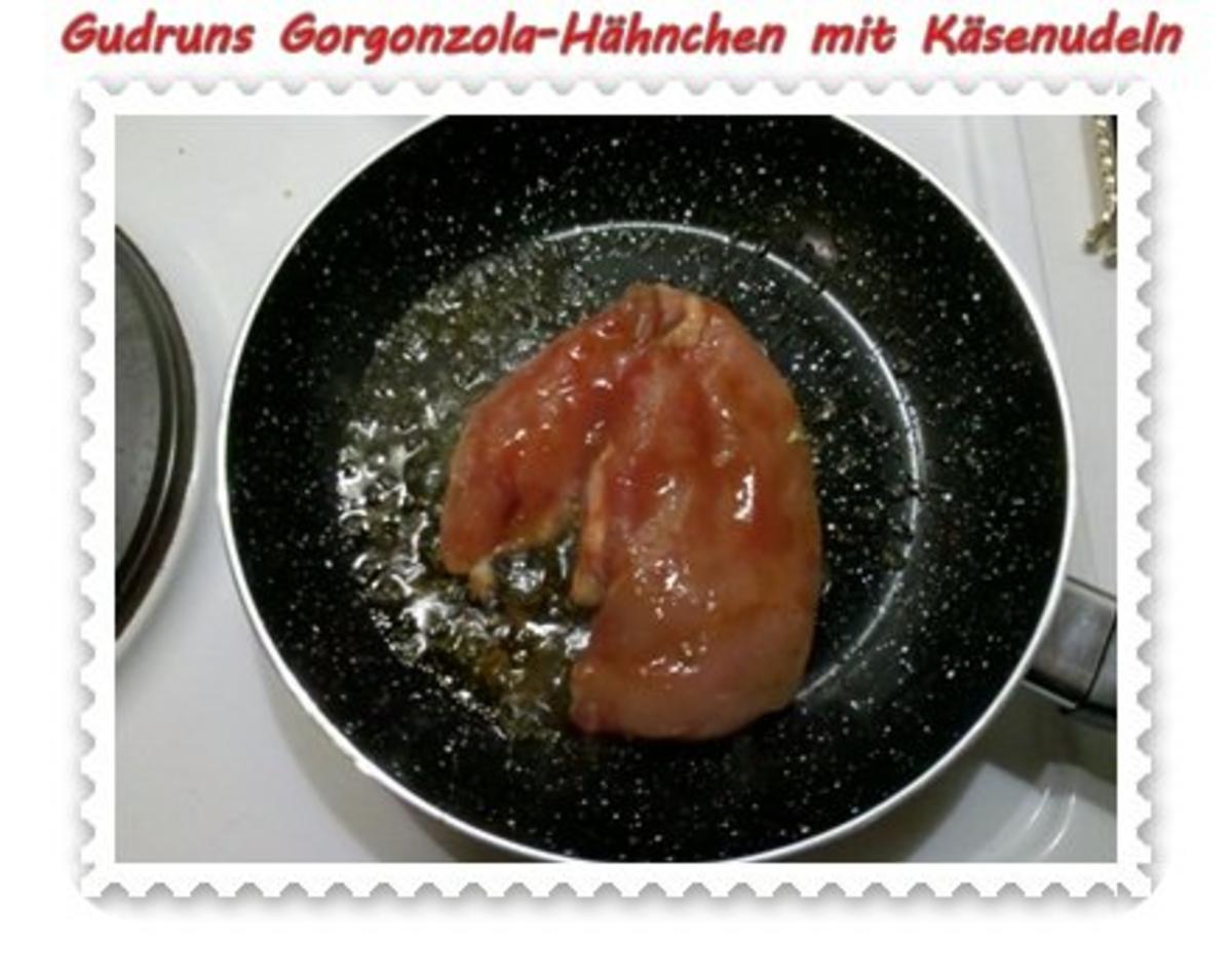 Geflügel: Gorgonzola-Hähnchen mit Käsenudeln - Rezept - Bild Nr. 6