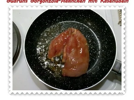 Rezept: Geflügel: Gorgonzola-Hähnchen mit Käsenudeln Bild Nr. 6 Geflügel: Gorgonzola-Hähnchen mit Käsenudeln - Rezept - Bild Nr. 6