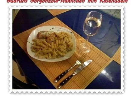 Rezept: Geflügel: Gorgonzola-Hähnchen mit Käsenudeln Bild Nr. 15 Geflügel: Gorgonzola-Hähnchen mit Käsenudeln - Rezept - Bild Nr. 15