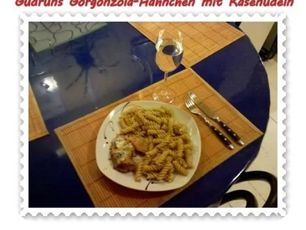 Rezept: Geflügel: Gorgonzola-Hähnchen mit Käsenudeln Bild Nr. 16 Geflügel: Gorgonzola-Hähnchen mit Käsenudeln - Rezept - Bild Nr. 16