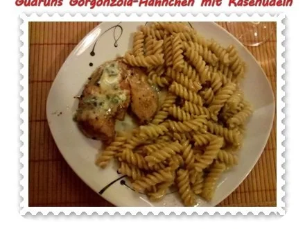 Rezept: Geflügel: Gorgonzola-Hähnchen mit Käsenudeln Bild Nr. 17 Geflügel: Gorgonzola-Hähnchen mit Käsenudeln - Rezept - Bild Nr. 17