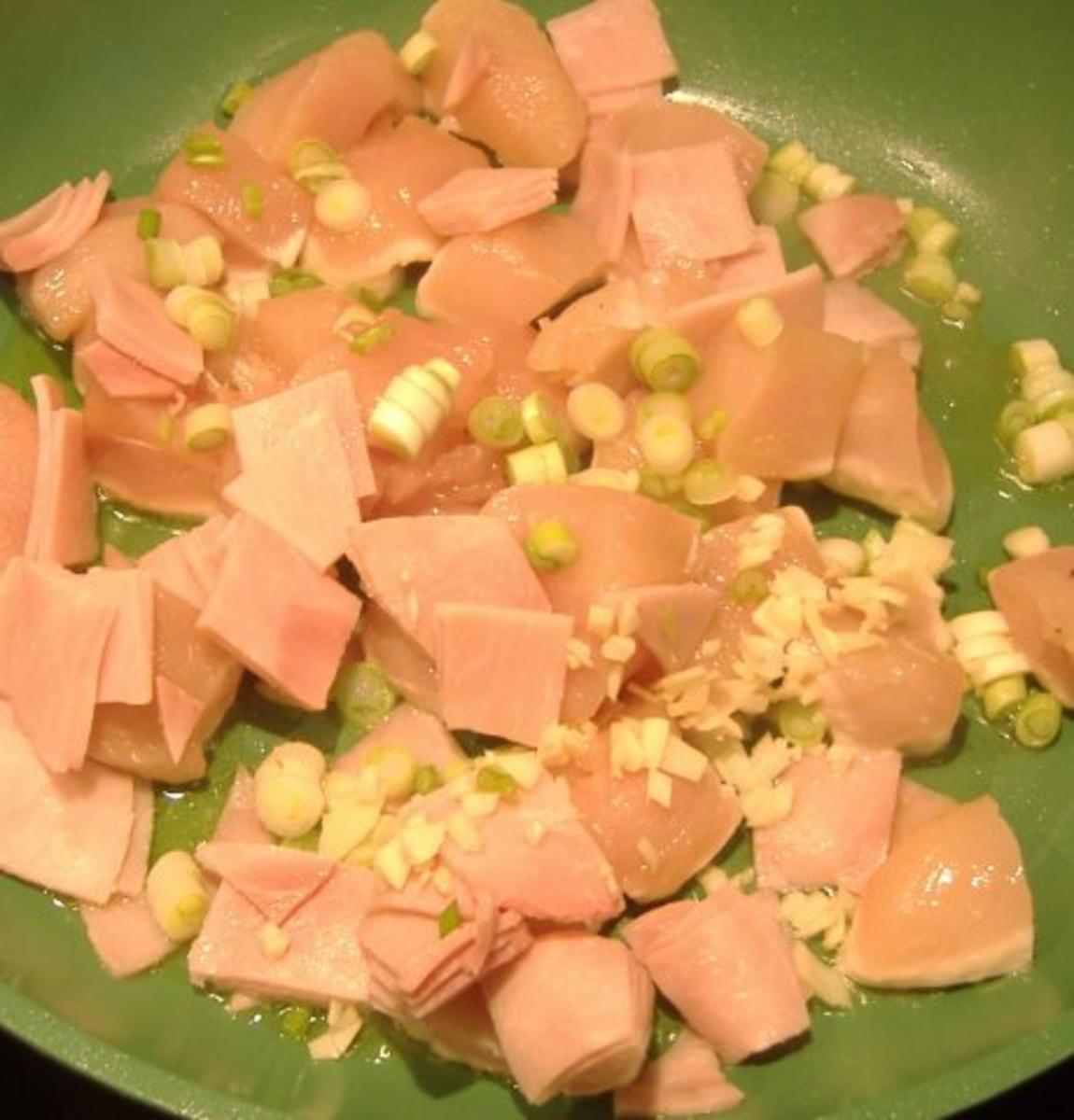 Hähnchenragout mit Kartoffelsauce überbacken - Rezept - Bild Nr. 3