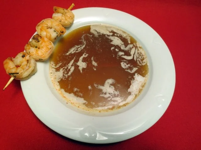 Consommé de homard au lait de coco - Rezept