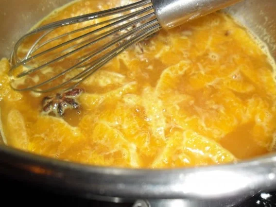 Marzipan Muffin mit spekulatius Cup an Vanilleeis und Clementinen Kompott - Rezept - Bild Nr. 5