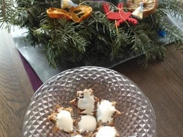 Rezept: Weihnachten Zimtsterne mit Frucht zum Nikolaus Kaffee Bild Nr. 16 Weihnachten Zimtsterne mit Frucht zum Nikolaus Kaffee - Rezept - Bild Nr. 16