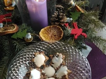 Rezept: Weihnachten Zimtsterne mit Frucht zum Nikolaus Kaffee Weihnachten Zimtsterne mit Frucht zum Nikolaus Kaffee - Rezept