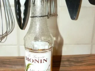 Rezept: Weihnachtskäsekuchen "Schneegestöber" Bild Nr. 8 Weihnachtskäsekuchen "Schneegestöber" - Rezept - Bild Nr. 8