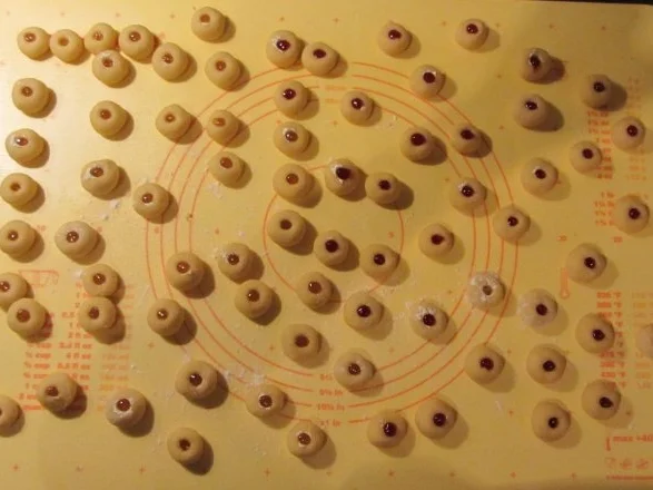 Rezept: Marmeladen-Kekse Bild Nr. 3 Marmeladen-Kekse - Rezept - Bild Nr. 3