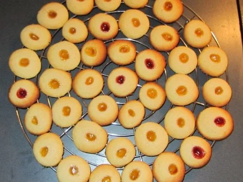 Rezept: Marmeladen-Kekse Bild Nr. 4 Marmeladen-Kekse - Rezept - Bild Nr. 4