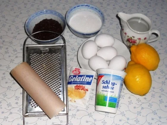 Rezept: " Oma - Friede`s" - Ostpreußische Zitronenschaumspeise (Rzpt.um 1910) Bild Nr. 5 " Oma - Friede`s" - Ostpreußische Zitronenschaumspeise (Rzpt.um 1910) - Rezept - Bild Nr. 5