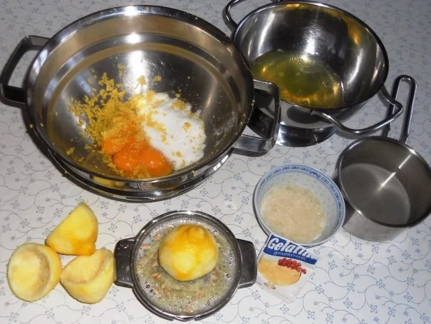 Rezept: " Oma - Friede`s" - Ostpreußische Zitronenschaumspeise (Rzpt.um 1910) Bild Nr. 8 " Oma - Friede`s" - Ostpreußische Zitronenschaumspeise (Rzpt.um 1910) - Rezept - Bild Nr. 8