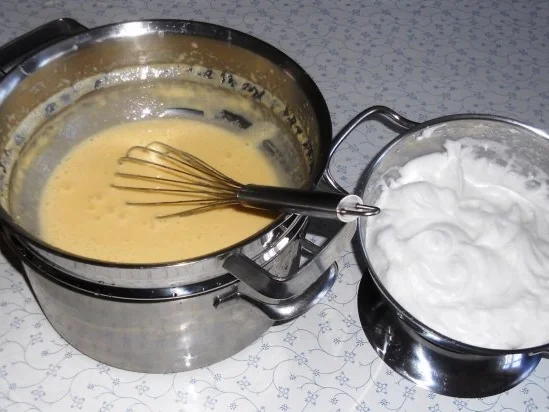 Rezept: " Oma - Friede`s" - Ostpreußische Zitronenschaumspeise (Rzpt.um 1910) Bild Nr. 14 " Oma - Friede`s" - Ostpreußische Zitronenschaumspeise (Rzpt.um 1910) - Rezept - Bild Nr. 14