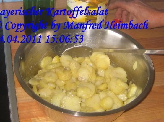 Salat – Manfred’s warmer Bayrischer Kartoffelsalat - Rezept - Bild Nr. 2