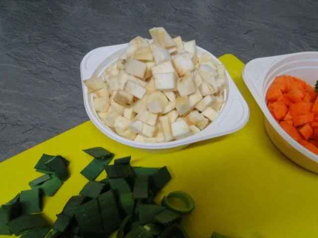 Deftige Linsensuppe mit Schmackes   - mal ganz anders - - Rezept - Bild Nr. 3