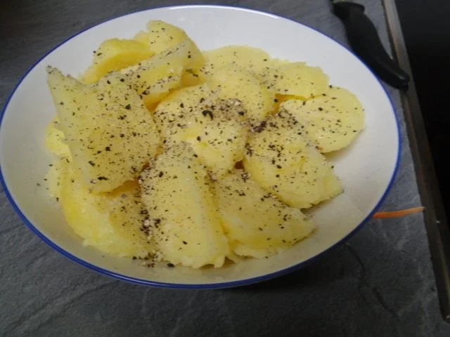 Rezept: Schweinebraten mit Wirsinggemüse bestrichen und dick ummantelt Bild Nr. 2 Schweinebraten mit Wirsinggemüse bestrichen und dick ummantelt - Rezept - Bild Nr. 2