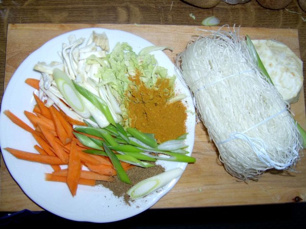 Wok Glasnudel-Fischsuppe mit Gemüse - Rezept - Bild Nr. 2