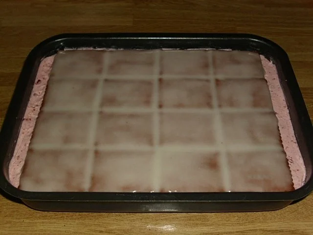 Rezept: Preiselbeerschnitten Preiselbeerschnitten - Rezept