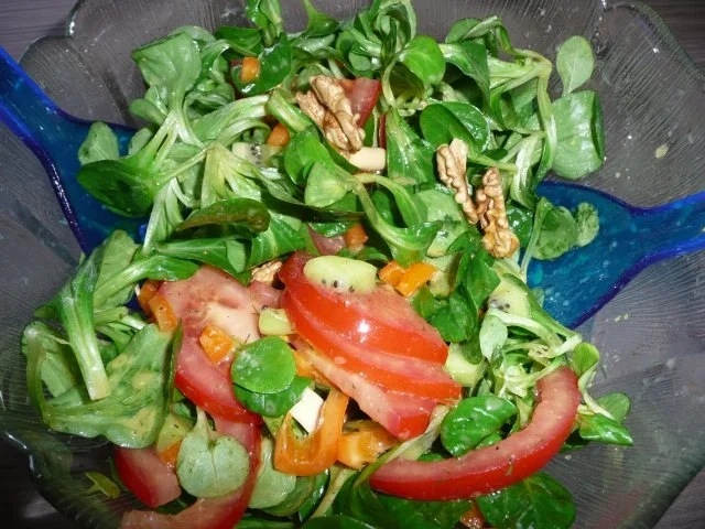 Bratwurst, Pommes ,Feldsalat - Rezept - Bild Nr. 6