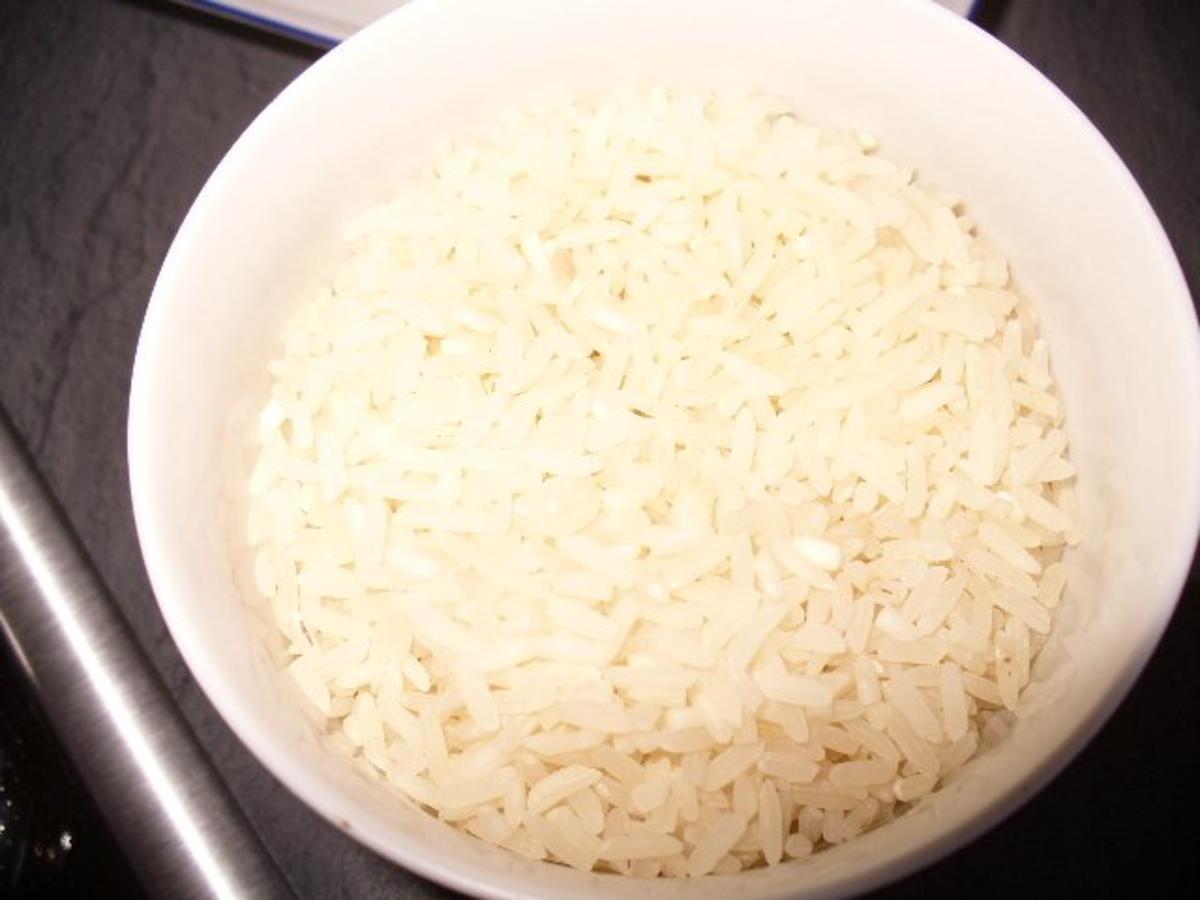 Geschnetzeltes vom Huhn mit gebratenen  Chicorèespalten und Kidneybohnen an Reis - Rezept - Bild Nr. 3
