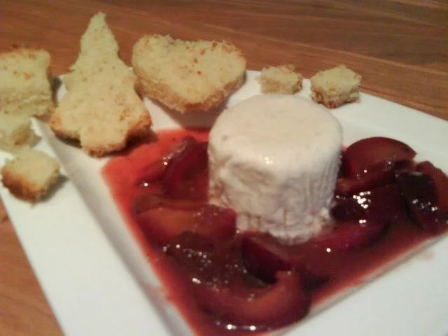 Dessert - Zimtblüten-Joghurt-Parfait an karamellisierten frischen Pflaumen - Rezept - Bild Nr. 9