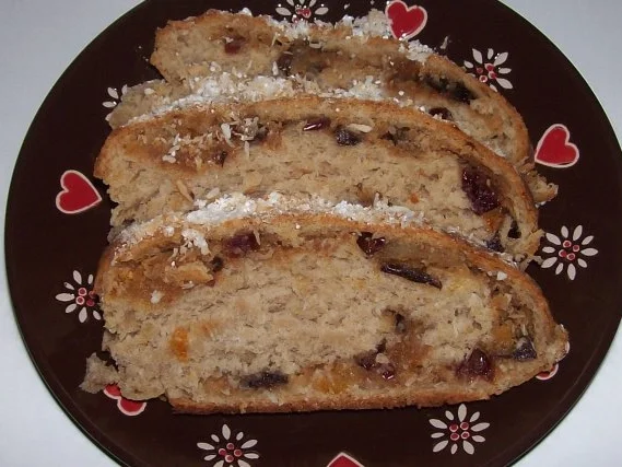 Weihnachtliches Stollen-Früchtebrot mit Kokos und Marzipan - Rezept - Bild Nr. 12