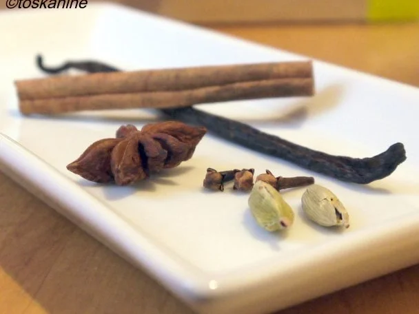 Rezept: Glühwein Bild Nr. 2 Glühwein - Rezept - Bild Nr. 2