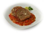 Hackbraten mit Tomatengemüse - Rezept