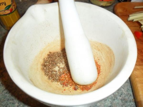 Asiatische fischsuppe - einfach - 26 kcal/100g