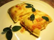 Maultaschen mit Salbeibutter geschmälzt ... - Rezept