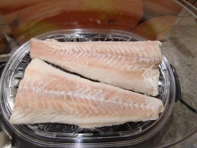 Rezept: Kabeljau Filet auf ein Spaghettinest mit Tomatensoße à la Heiko Bild Nr. 7 Kabeljau Filet auf ein Spaghettinest mit Tomatensoße à la Heiko - Rezept - Bild Nr. 7