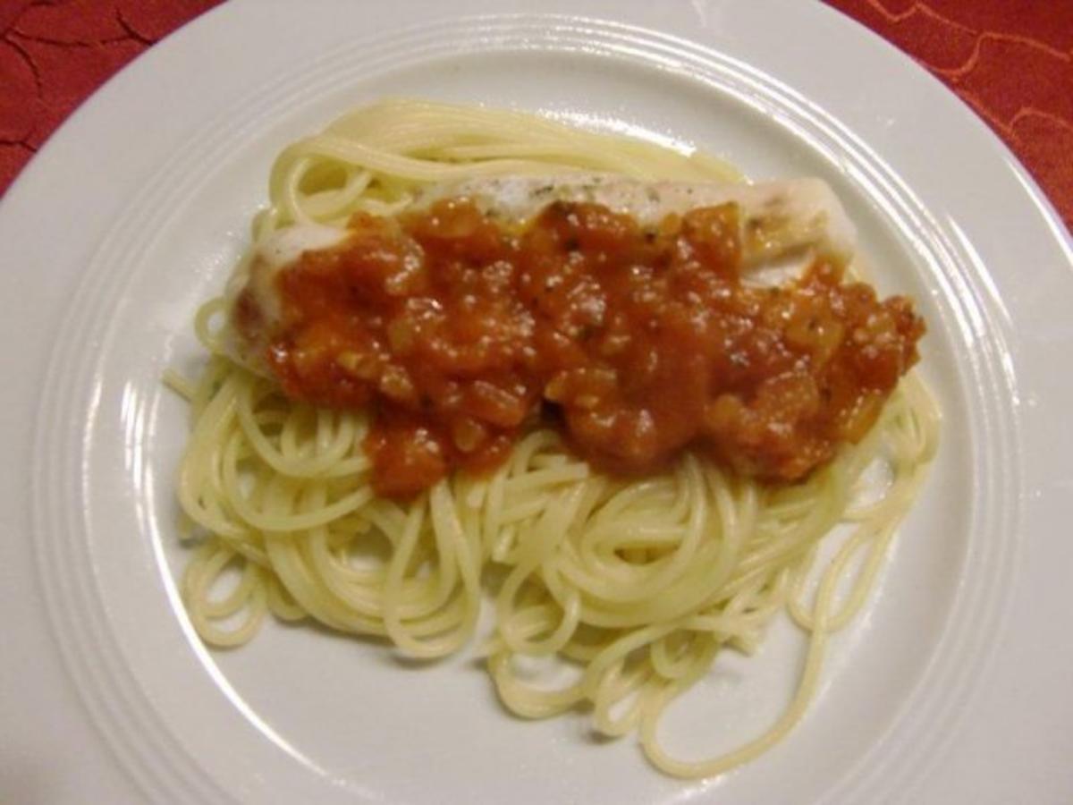 Kabeljau Filet auf ein Spaghettinest mit Tomatensoße à la Heiko - Rezept - Bild Nr. 10