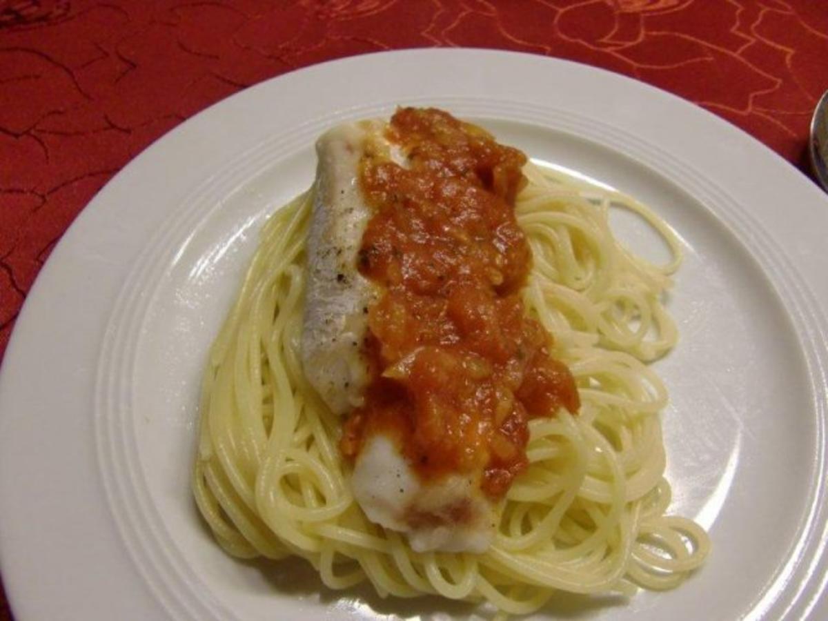 Kabeljau Filet auf ein Spaghettinest mit Tomatensoße à la Heiko - Rezept - Bild Nr. 11