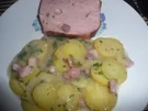 Kartoffelsalat warm,dazu Fleischkäse selber gebacken. - Rezept
