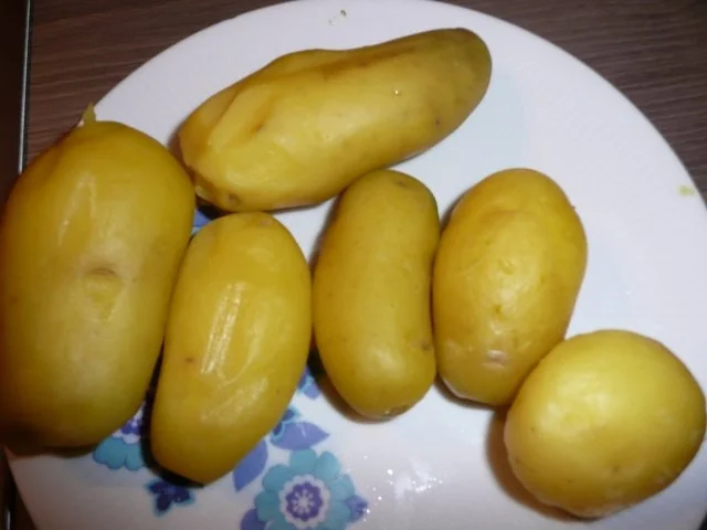 Rezept: Kartoffelsalat warm,dazu Fleischkäse selber gebacken. Bild Nr. 4 Kartoffelsalat warm,dazu Fleischkäse selber gebacken. - Rezept - Bild Nr. 4