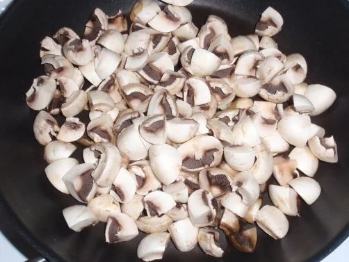 Pikante Hähnchenstreifen mit Spaghettitürmchen - Rezept - Bild Nr. 2