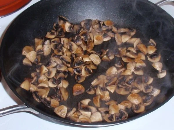 Pikante Hähnchenstreifen mit Spaghettitürmchen - Rezept - Bild Nr. 3