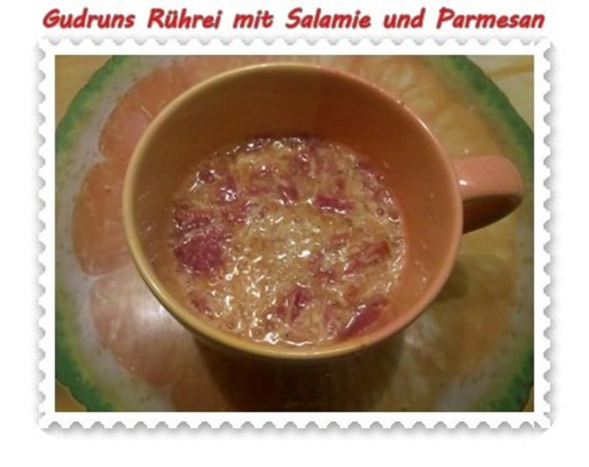 Eier: Rührei mit Salamie und Parmesan - Rezept - Bild Nr. 4