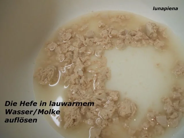 Rezept: Brot/Brötchen: Unsere Lieblingsbrötchen Bild Nr. 5 Brot/Brötchen: Unsere Lieblingsbrötchen - Rezept - Bild Nr. 5