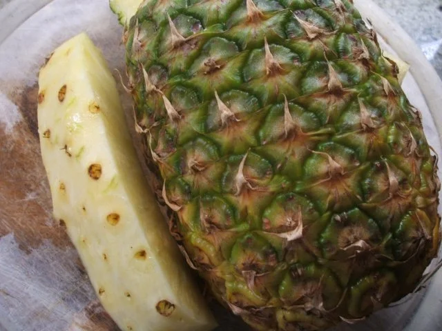 Dessert: Quark-Dessert mit frischen Ananas und Kokos - Rezept - Bild Nr. 2