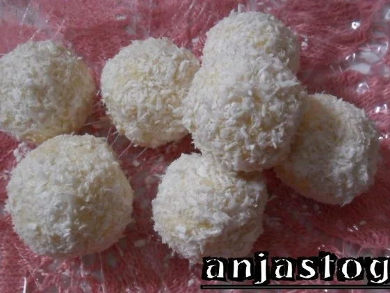 Rezept: Rafaello mit Sojamilch Bild Nr. 2 Rafaello mit Sojamilch - Rezept - Bild Nr. 2