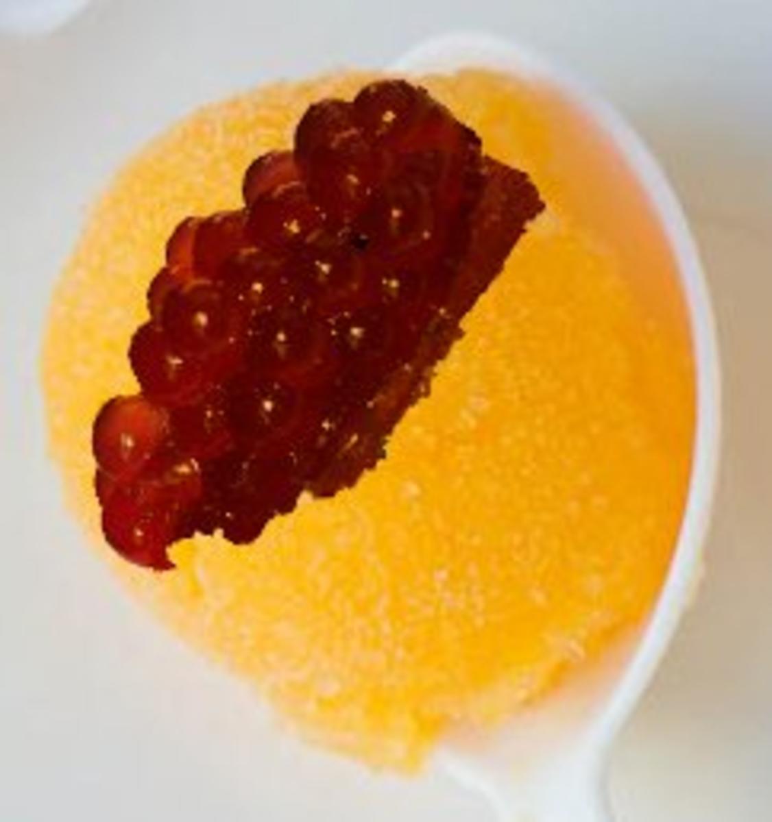 Clementinen Sorbet mit Glühwein Kaviar auf Marzipanteppich - Rezept ...