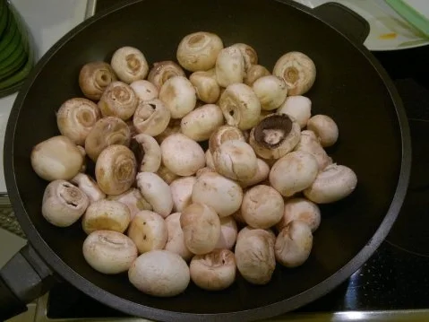 Rezept: Deftige Champignonpfanne Bild Nr. 2 Deftige Champignonpfanne - Rezept - Bild Nr. 2