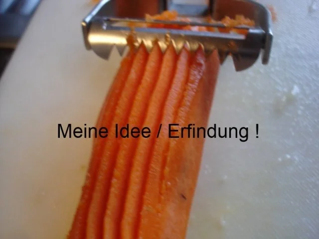 Pikantes Hähnchen mit Möhrenblüten und Kartoffelblütengratin - Rezept - Bild Nr. 6