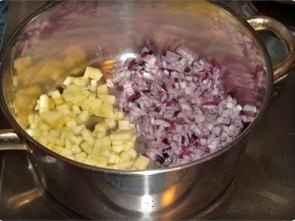 Rezept: Festliches Preiselbeerrotkohl Bild Nr. 6 Festliches Preiselbeerrotkohl - Rezept - Bild Nr. 6