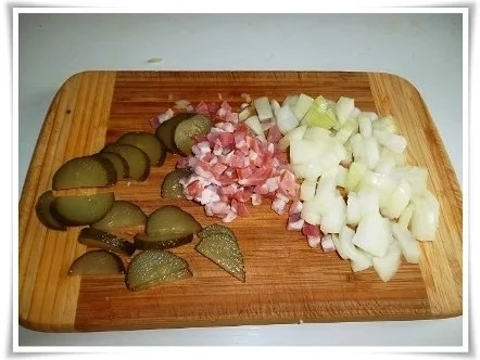 Rezept: Die Klassische Rinderrouladen in einer würzigen Sauce Bild Nr. 12 Die Klassische Rinderrouladen in einer würzigen Sauce - Rezept - Bild Nr. 12